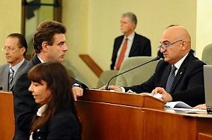 I consiglieri indagati: non c'&egrave; peculato<br />pronti a restituire i rimborsi irregolari