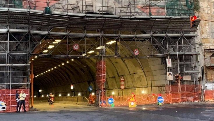 Napoli, la Procura: no al dissequestro dell'area della Galleria Vittoria
