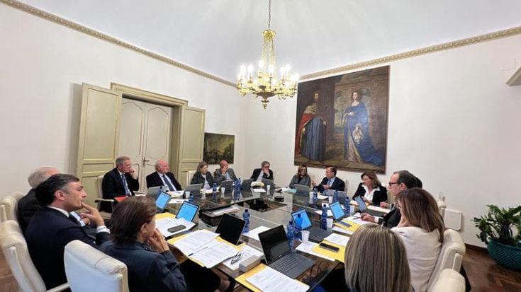 Schifani accerchiato blinda gli assessori puniti dai franchi tiratori