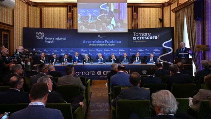Industriali Napoli: dialogo con il Comune su Coppa America ma attacco sul centro storico