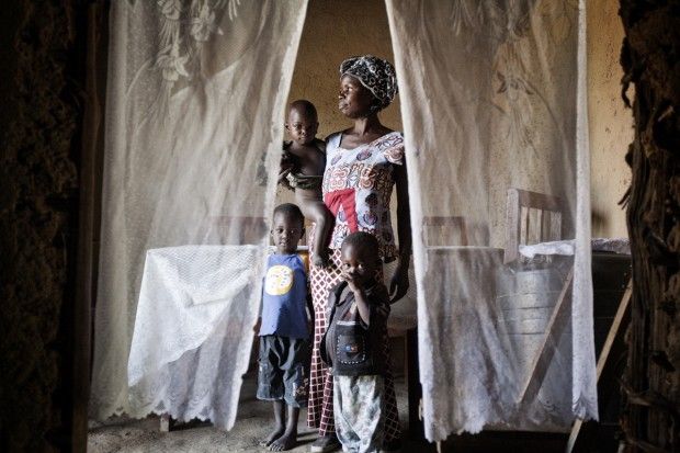 Uganda, dove Save the Children insegna la rianimazione per i piccoli nel loro primo minuto di vita