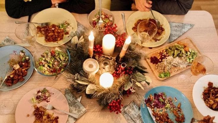 Bari, guida ai cenoni di Capodanno: dalla cena elegante in stile Armani ai pacchetti da 599 euro