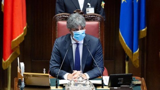 Camera e Senato, test a tappeto per tutti: "Parlamento luogo di aggregazione a rischio"