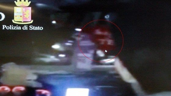 Milano, tassista abusivo arrestato per violenza sessuale su due donne