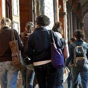 Minori difficili<br />servizi sociali allo stremo