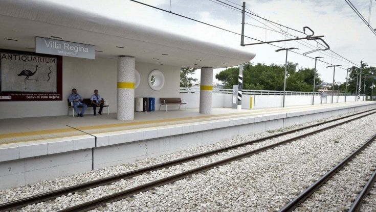 Eav riabilita il servizio per Circum e Cumana, ma la domenica resta tutto chiuso