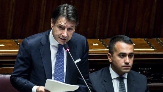 Manovra: contante, tasse e partite Iva. Ecco su cosa si litiga nella maggioranza
