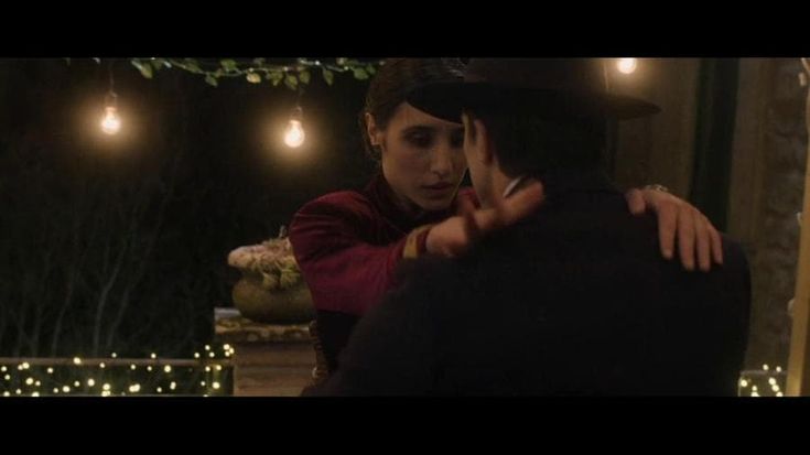 "Interno familiare", Marianna Fontana balla e danza a Napoli