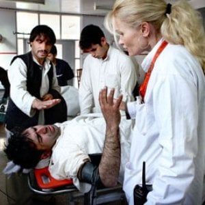 Emergency chiude ospedale in Libia: "Troppi episodi di violenza"