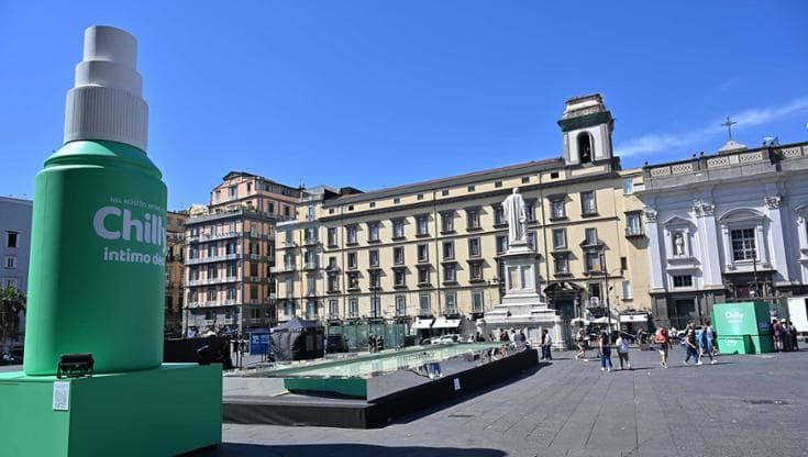 Napoli: piazza Dante deve ricevere un risarcimento dopo il deodorante intimo