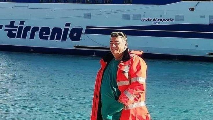 Elicottero caduto, tra le vittime Maurizio De Girolamo il medico 118 in servizio alle Tremiti: "Troppa nebbia a fine turno, aveva evitato la nave"