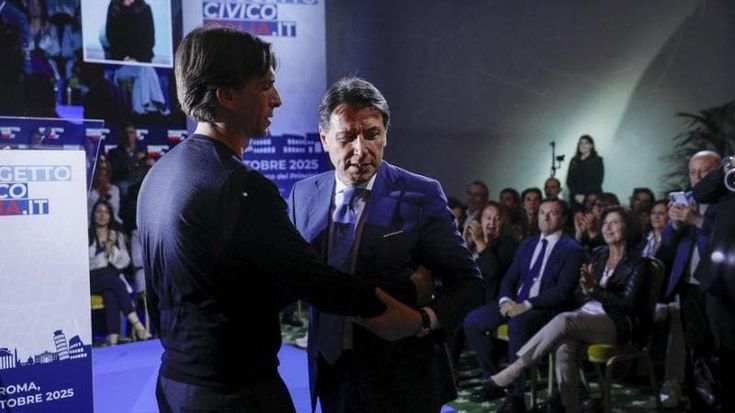 Onorato lancia il nuovo partito, Conte e il M5s romano al gran completo: prove di campo largo