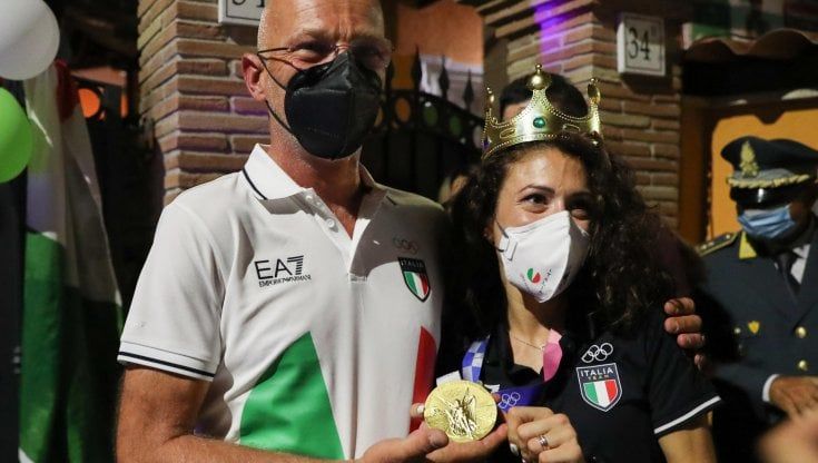 Tokyo 2020, Dragona in festa per il rientro di Antonella Palmisano. "Un'emozione indescrivibile"