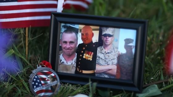 Usa, morto quinto marine ferito a Chattanooga. Ultimo sms dell'attentatore con verso del Corano