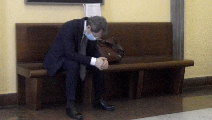 Milano, Scillieri non risponde al giudice nel processo sui fondi sospetti della Lega:  “Ho paura, mi hanno minacciato” 