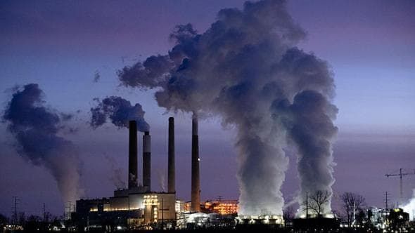Trump abroga le norme sulle emissioni delle centrali elettriche a combustibili fossili e le conseguenze potrebbero essere disastrose