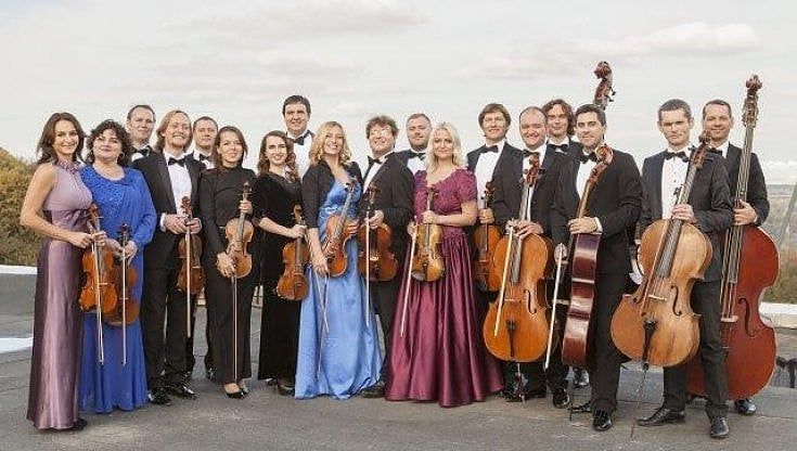 Bari, l'orchestra di Kiev suona per la pace: "Biglietti gratuiti per gli ucraini residenti a Bari"