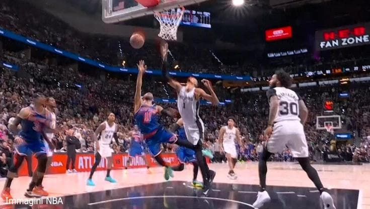 Basket, fenomenale Brunson: 45 punti per trascinare i Knicks al trionfo. I canestri più belli