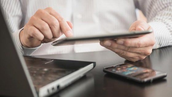 Lavoro, diritto di spegnere il telefono per i dipendenti. E ogni 3 mesi No mail day
