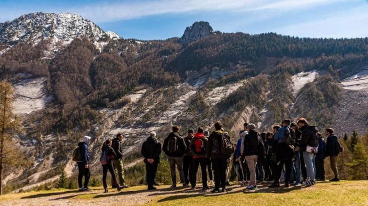 La vacanza di famiglia è un’avventura didattica: la sfida delle Dolomiti friulane alla noia digitale