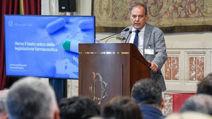 No-Vax tra gli esperti sui vaccini, gli Ordini dei medici a Schillaci: “Cambi la commissione”