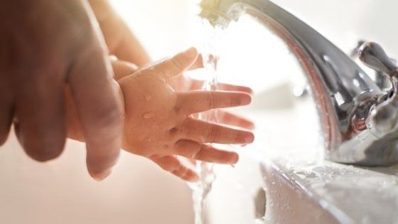 Coronavirus, i 5 segreti per lavare e idratare mani