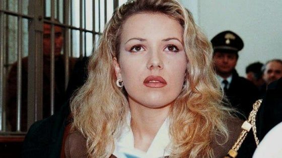 Uno Bianca, lo sfogo di Eva Mikula: "Abbandonata e senza protezione"