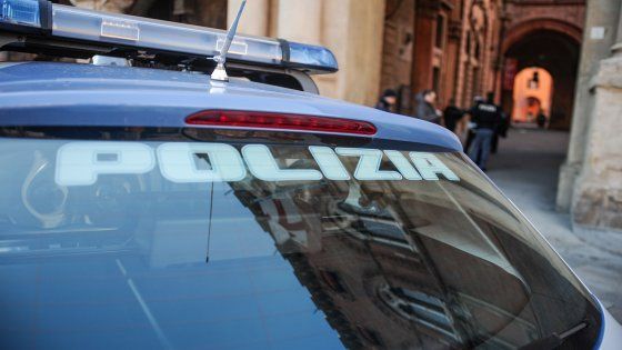 Foggia, la gang dei ventenni in stile 'Arancia meccanica': furti, violenze e selfie su Fb dopo i colpi