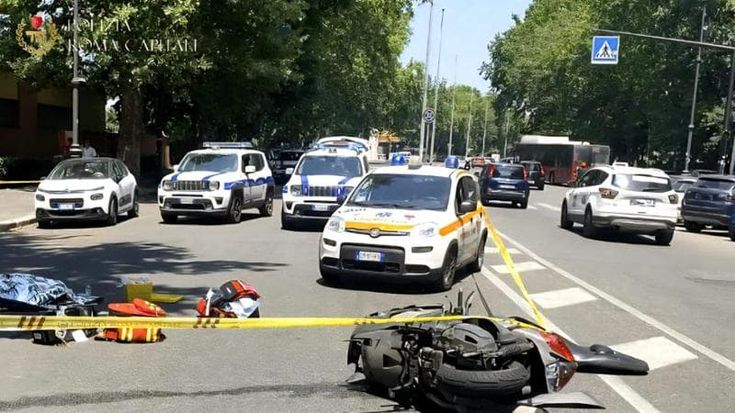 Scontro minivan-moto sul Lungotevere Flaminio: muore ragazza di 22 anni