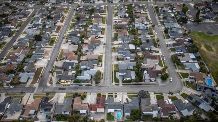Stato di emergenza in California per la fuga di sostanze da serbatoio chimico: oltre 40mila evacuati