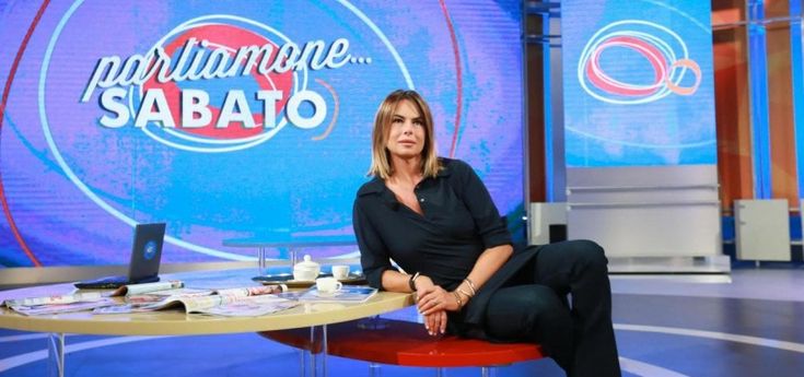 'Parliamone sabato' chiude dopo le polemiche sulle donne dell'est. La Rai si scusa: "Errore folle"