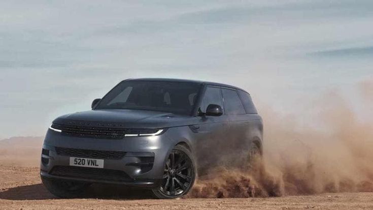 La Range Rover Sport diventa dark con lo Stealth Pack