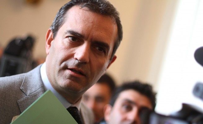 Ladri in casa de Magistris, <br />investigatori al lavoro