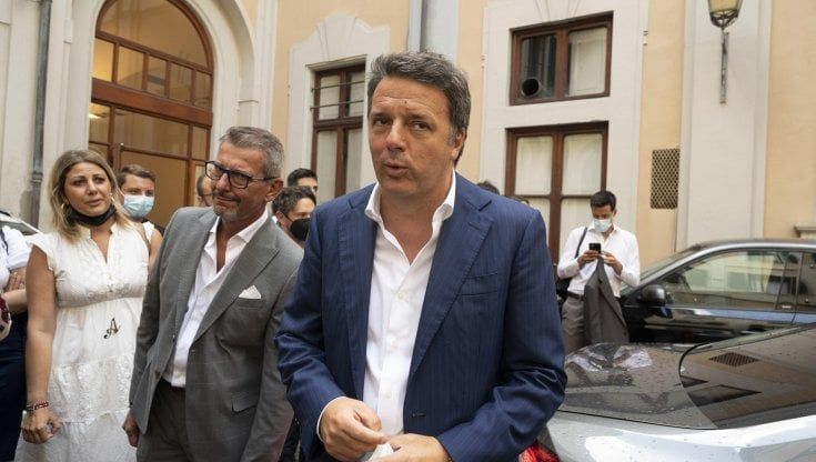 Renzi corre da solo e punta al 5% “Con Calenda? Dipende da lui”
