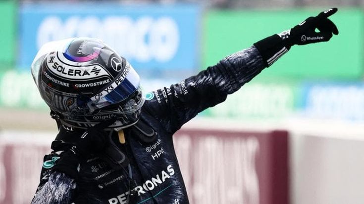 Kimi Antonelli, bis da applausi: vince in Giappone ed è in testa al mondiale, Leclerc splendido 3°