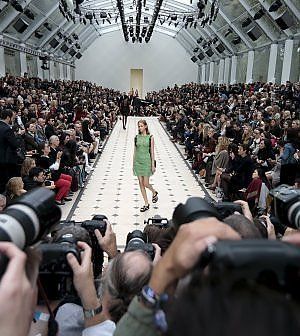 Il crollo della Cina fa vacillare Burberry
