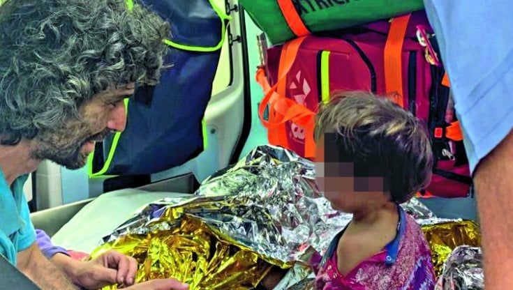 Ritrovato Nicola, accertamenti della procura anche sulla fuga analoga del fratellino 