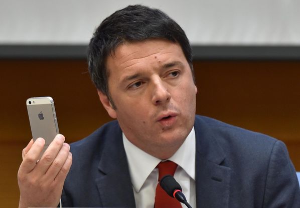 Renzi, la conferenza stampa di fine anno