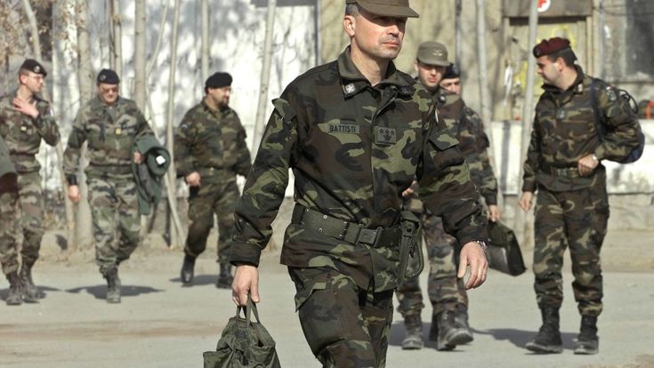 Trump: via dall'Afghanistan entro Natale. La Nato: seguiamo i piani