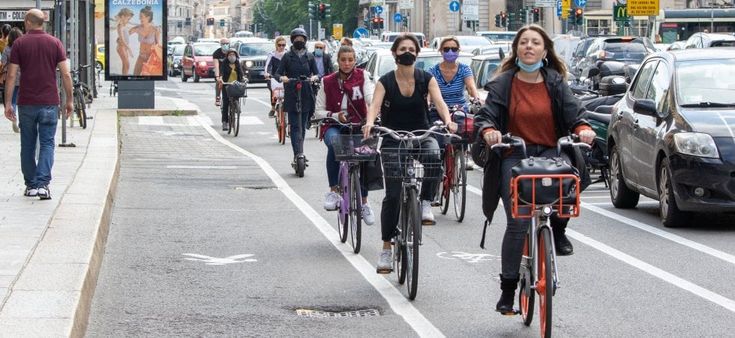 Alla ricerca dell'aria perduta. Storie e strategie di mobilità sostenibile