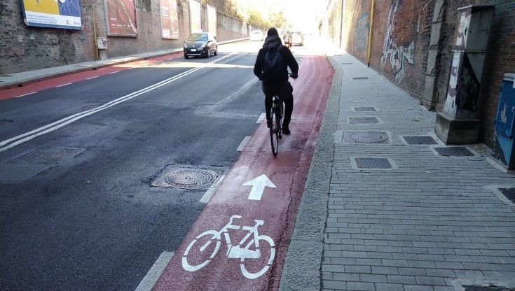 Bologna, in via Murri arrivano le corsie ciclabili