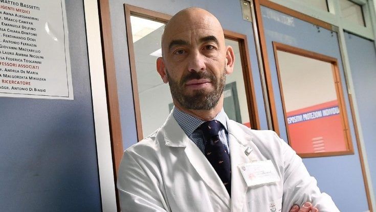 Bassetti: "Il vaccino Johnson&Johnson perfetto nella fascia di età 30-65 anni" 