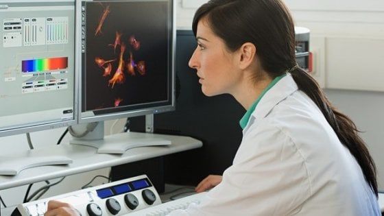 Tumore al seno, a cosa servono i test genomici? 
