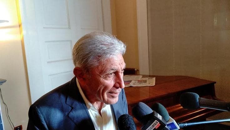 Comunali Napoli, Bassolino: "Per la prima volta farò il consigliere comunale"