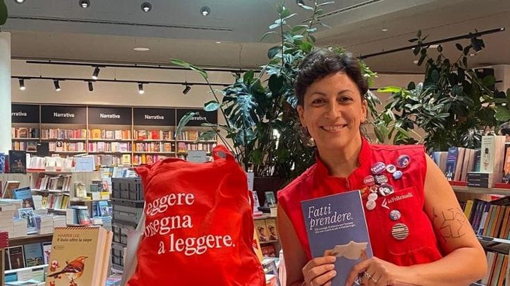 Memoir, saggi e romanzi: i consigli dei librai sui titoli da portare in vacanza