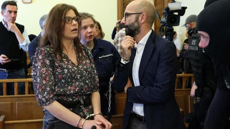 Ilaria Salis, dalla scarcerazione al processo. Ecco che cosa succede ora