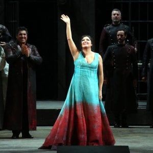 Palermo, la star della lirica Netrebko canterà al Verdura per il Massimo