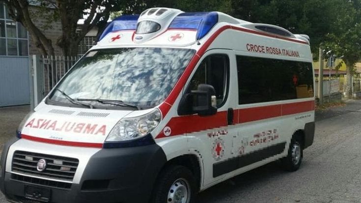 Bologna, è morto il 91enne travolto da un’auto in via Calabria