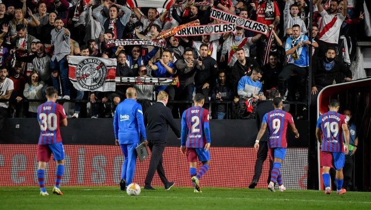 Liga, il Barcellona va ancora ko: esonerato Koeman. Real bloccato dall'Osasuna
