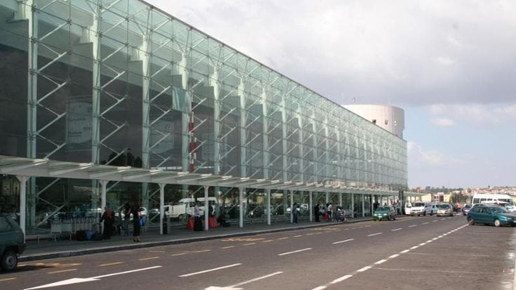 Dieci pretendenti per lo scalo di Catania. Nella short list le italiane Mundys, Save e 2I Aeroporti